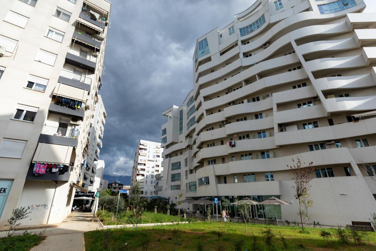 Tirana Contact Apartment Eksteriør bilde