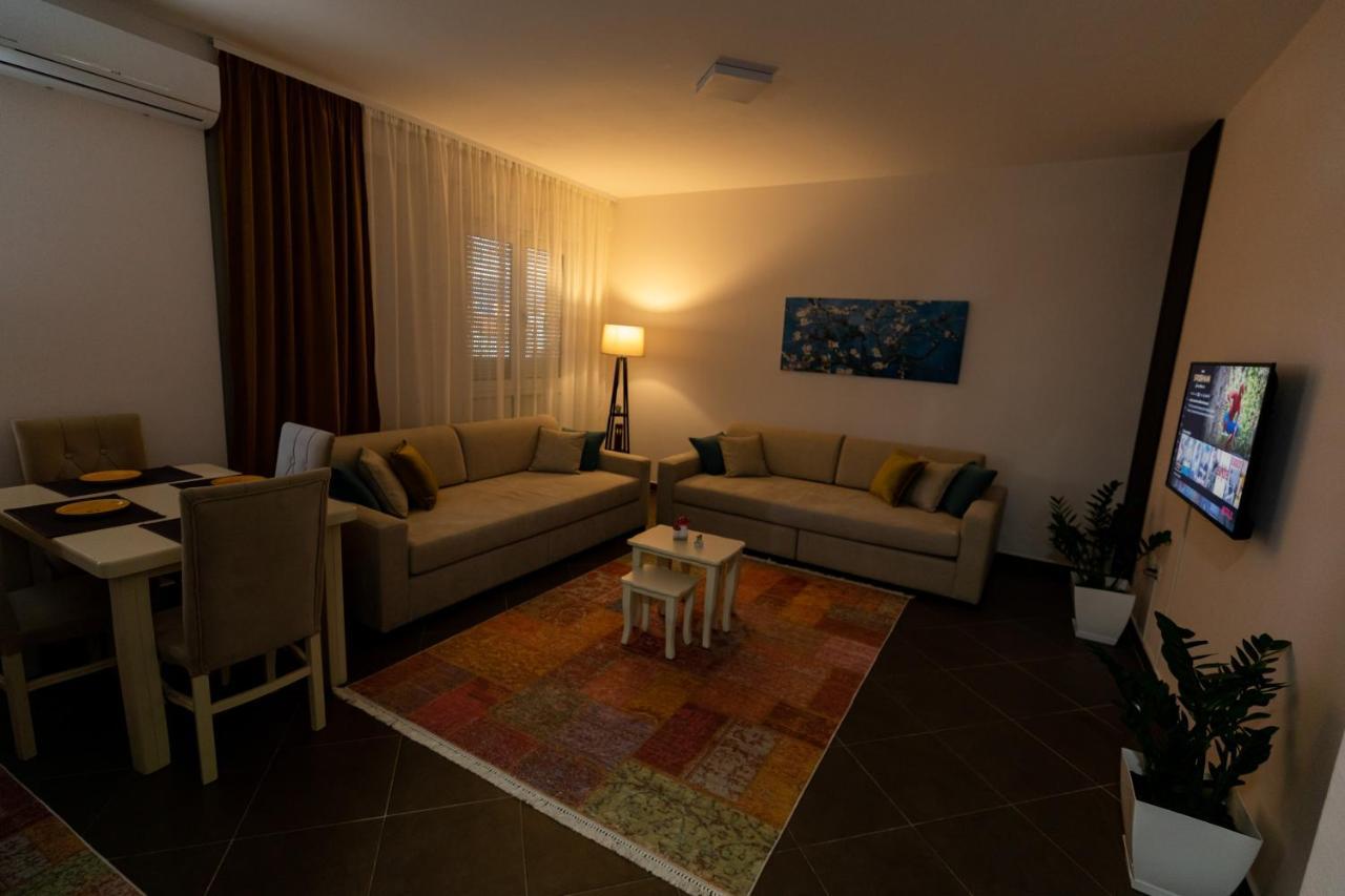 Tirana Contact Apartment Eksteriør bilde