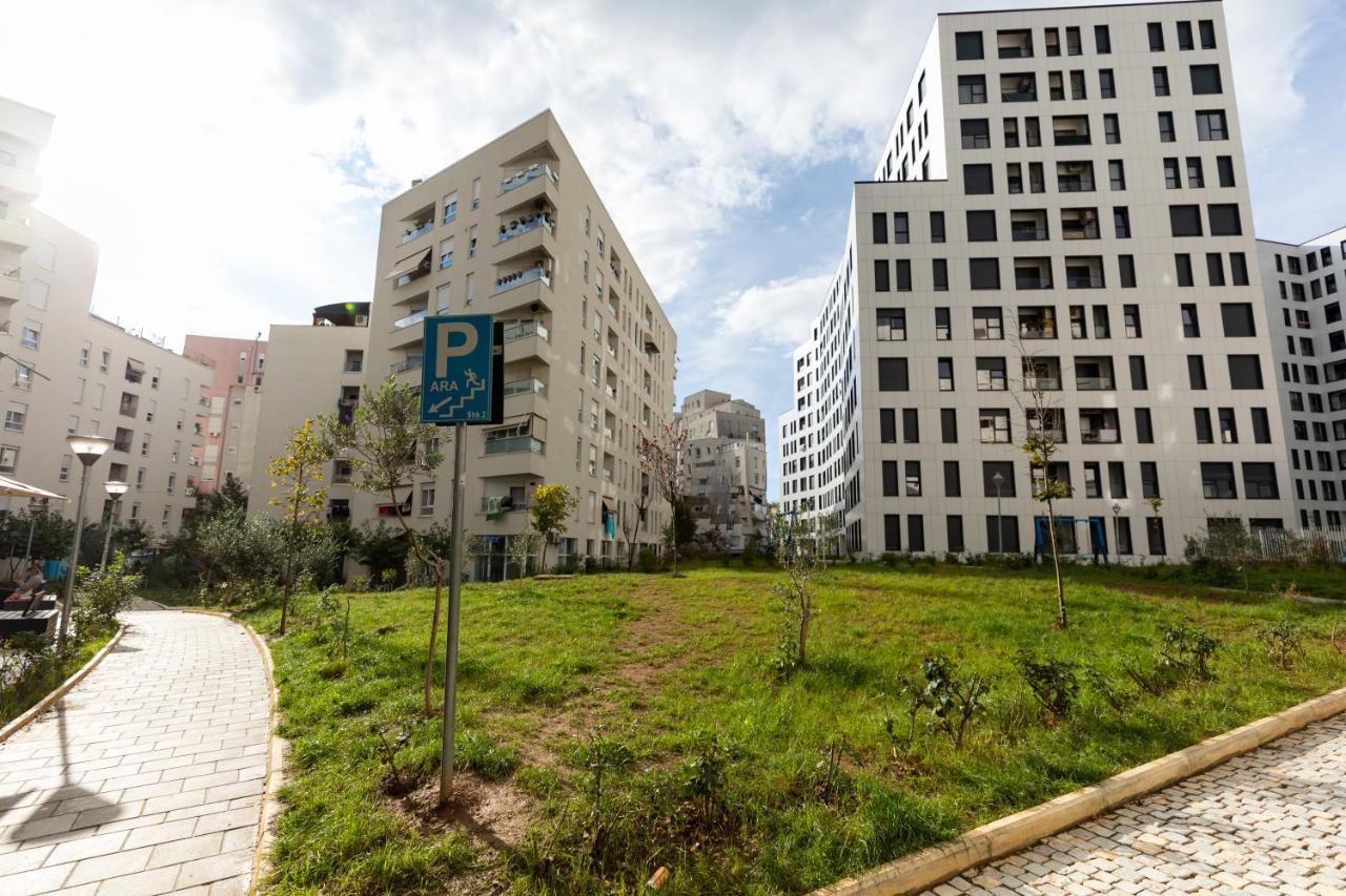 Tirana Contact Apartment Eksteriør bilde